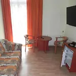 Pensión Magnolia 3*