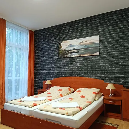 Vendégház Magnolia Lądek-Zdrój