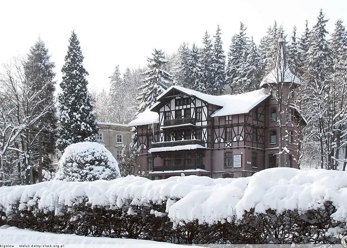 Magnolia Pensión 3*